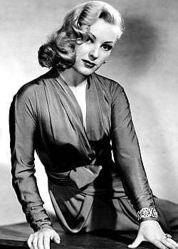 Miroslava Stern